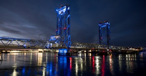 Memorial Bridge